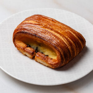 Pain Suisse Au Chocolat (G,D)