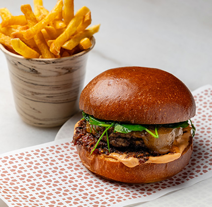 Beef Burger with Fries (G,D)